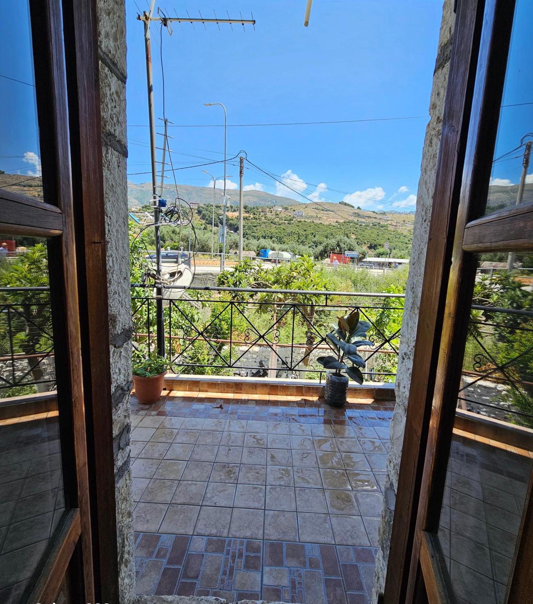 Aeria Rooms Himare Eksteriør bilde